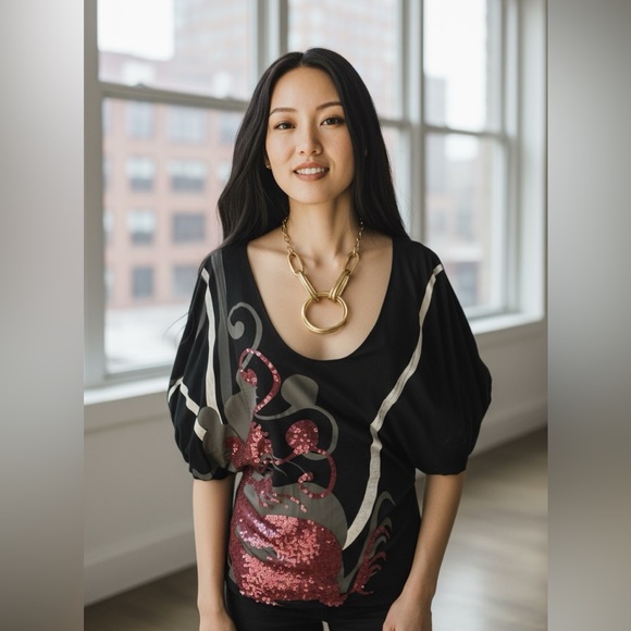 Burgundy Sequined Dragon Scoop Neck Puff Short Sleeve Top SZ S - Picture 1 of 12
